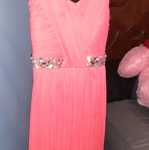 A prom dress or homecoming dress - Picture 2 of 5